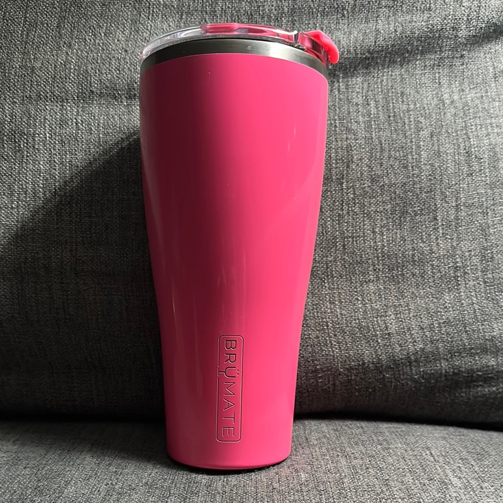 BrüMate neon Pink Tumbler